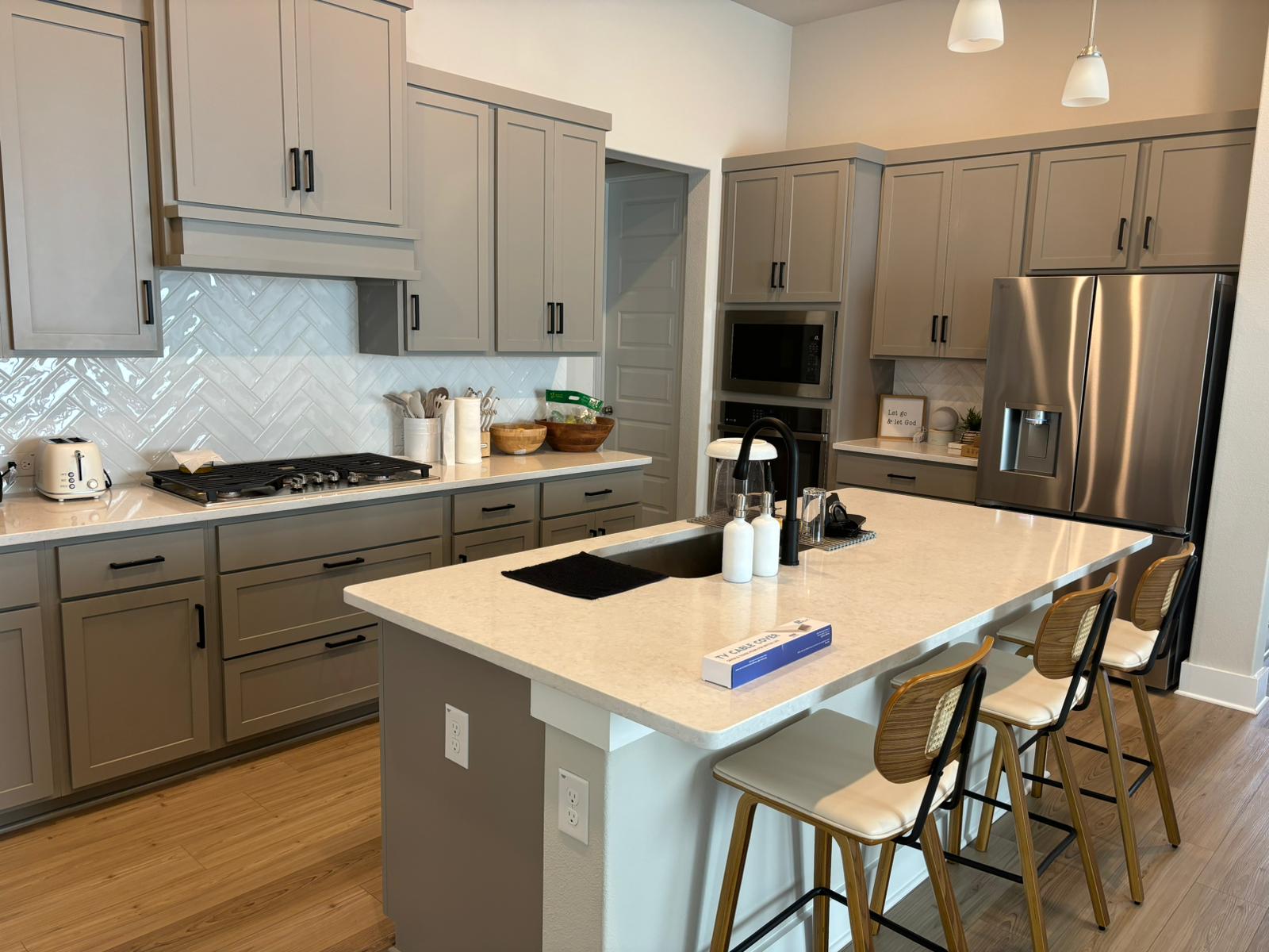 Clean kitchen in Plano home